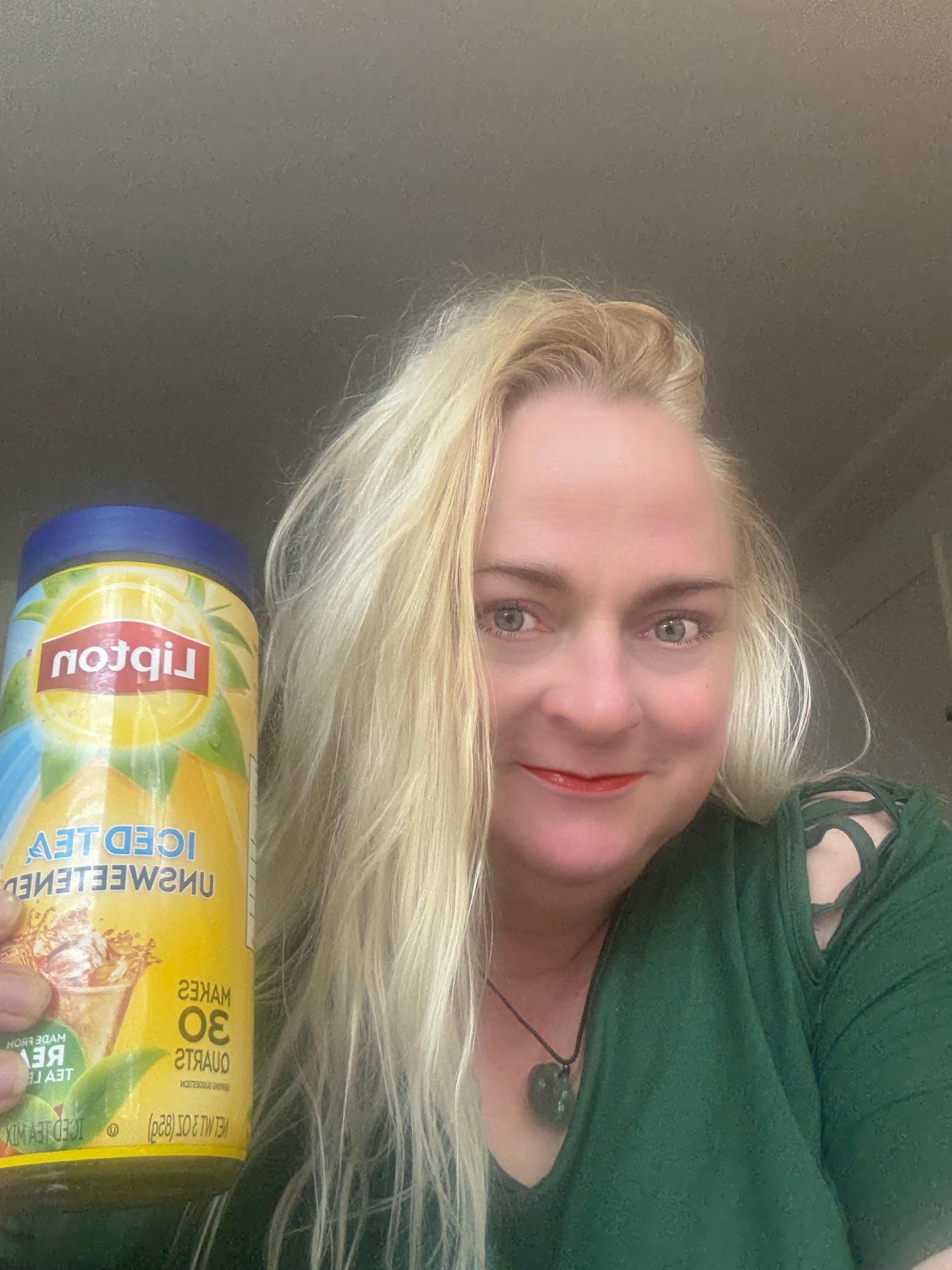 Unsweetened Lipton Tea Secrets When Lipton Unsweetened Returns Hope as the long-lost staple of healthy hydration makes its comeback. After months of consumer outcry, health-conscious communities finally soon have hopeful reason to rejoice. Note to DawnCSimmons.com from Lipton